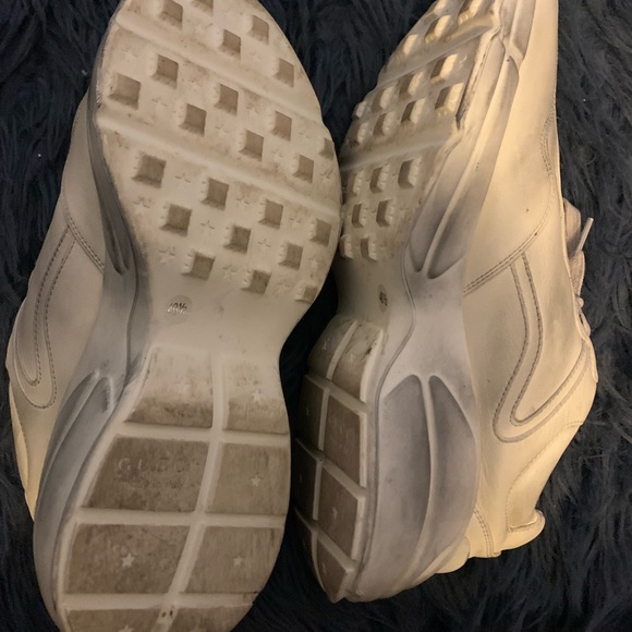 Gucci women’s rhyton sneaker with mouth 💋 print size 40.5 - Picture 9 of 12